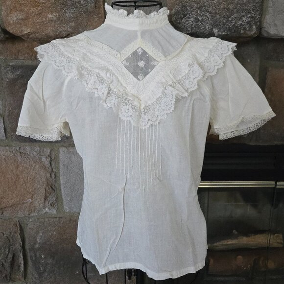 Antique Tops - 90's Antique Keyhole Blouse